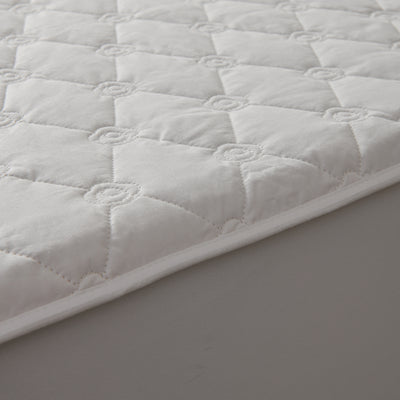 Diamond Rose Cotton Mattress Protector